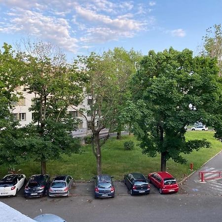 Joli Appartement Proche Metro リヨン エクステリア 写真